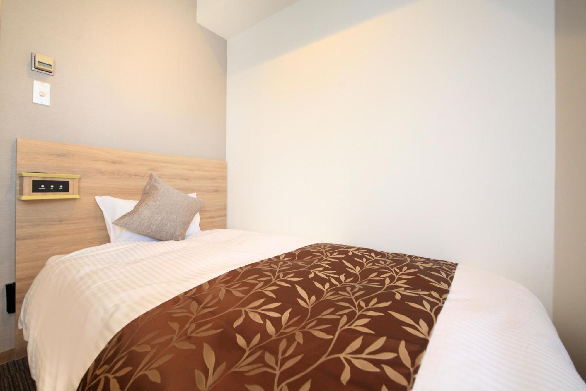 Hotel Sunshine Ουτσουνομίγια Δωμάτιο φωτογραφία